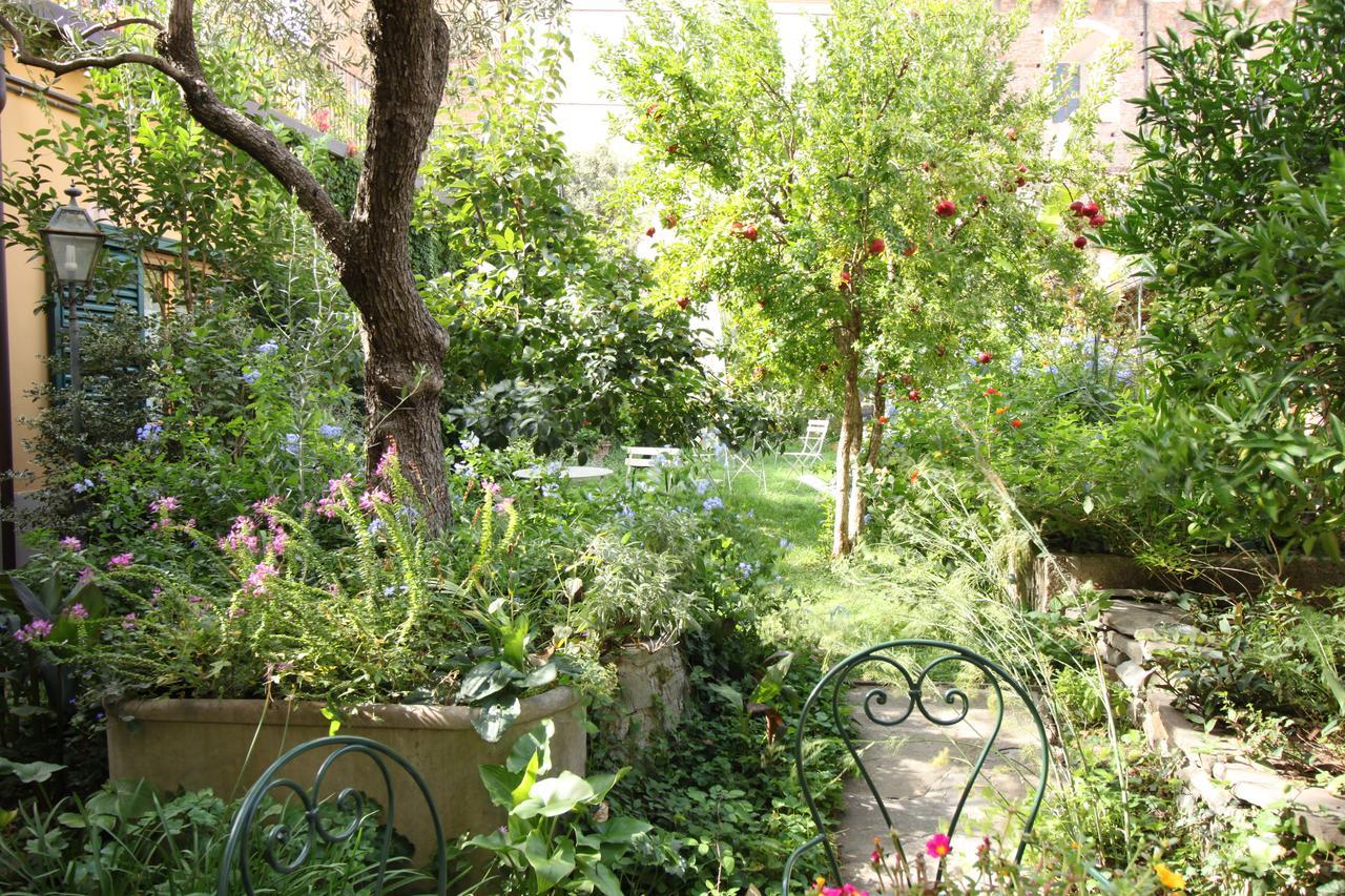 Domus Giorgio Apartment Florence Luaran gambar