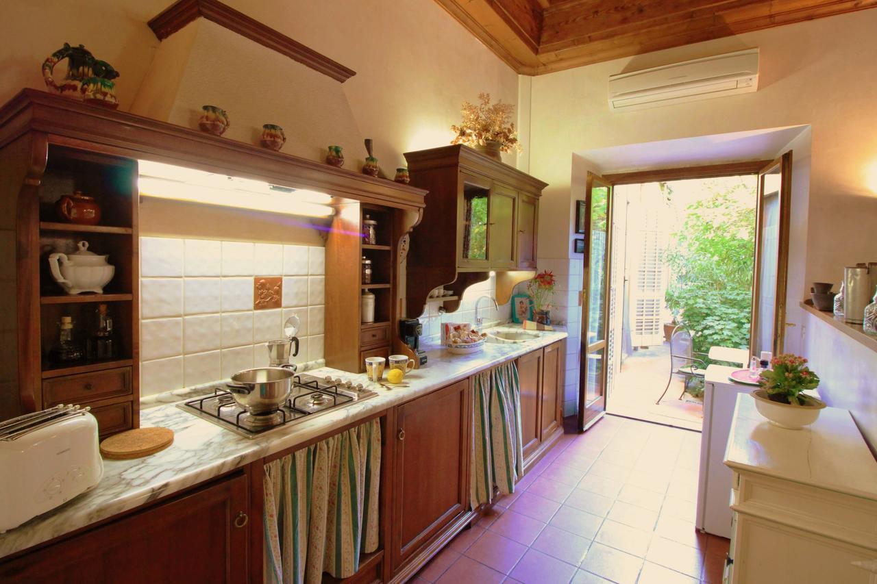 Domus Giorgio Apartment Florence Luaran gambar